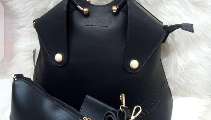 LIVRAISON DES SACS À MAIN
