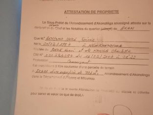 VENTE DE MAISON AVEC PETIT TERRAIN AKONOLINGA