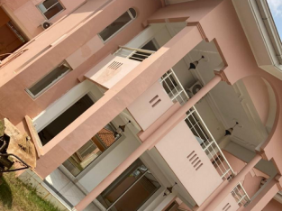 Y014NDT02 OFFRE: TRIPLEX À VENDRE- YAOUNDÉ